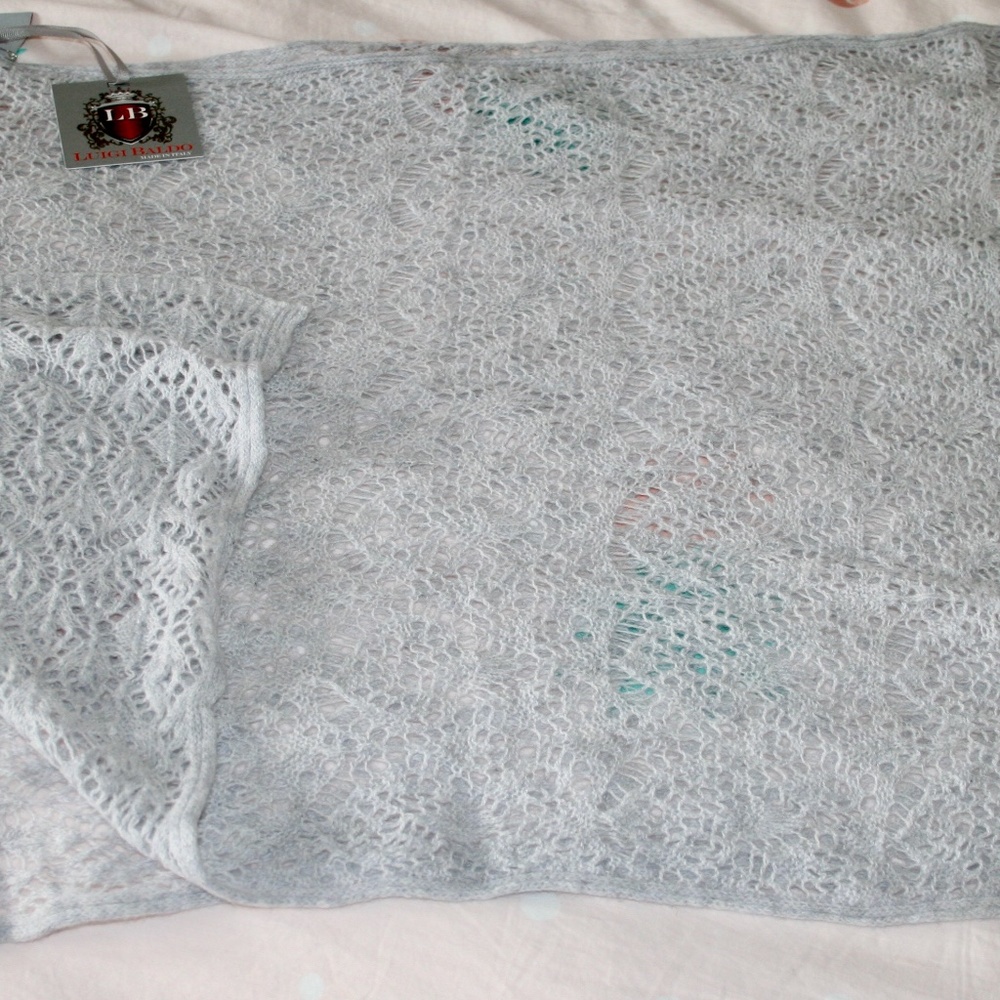 NWT Luigi Baldi Wool/Cashmere Scarf